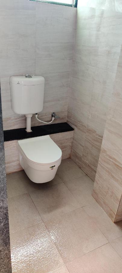 Solanki Guest House Kolhapur Buitenkant foto