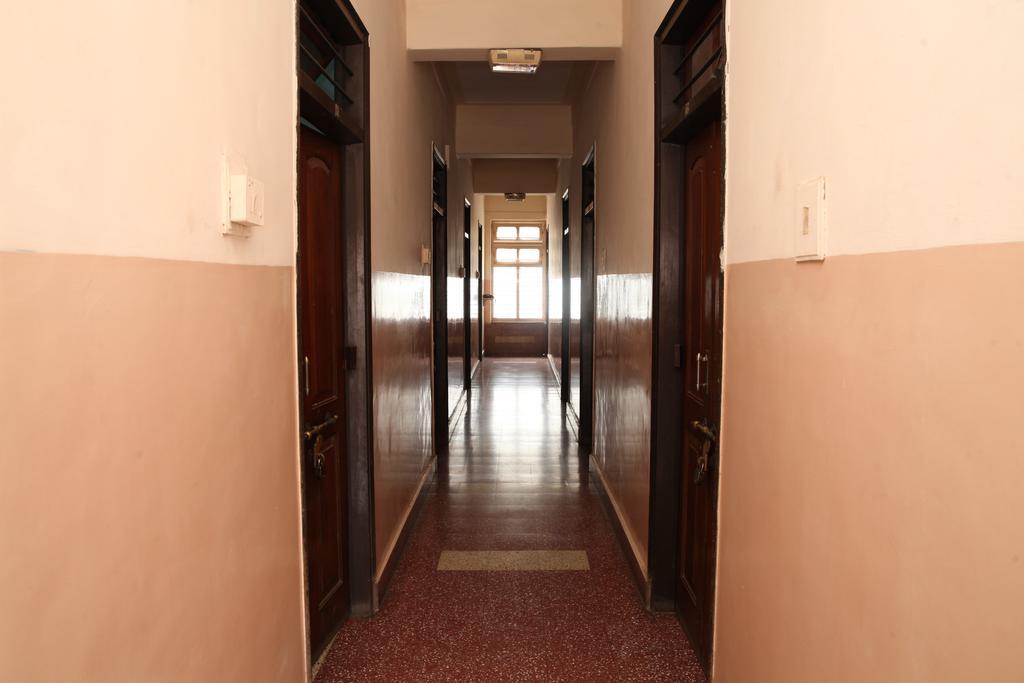 Solanki Guest House Kolhapur Buitenkant foto