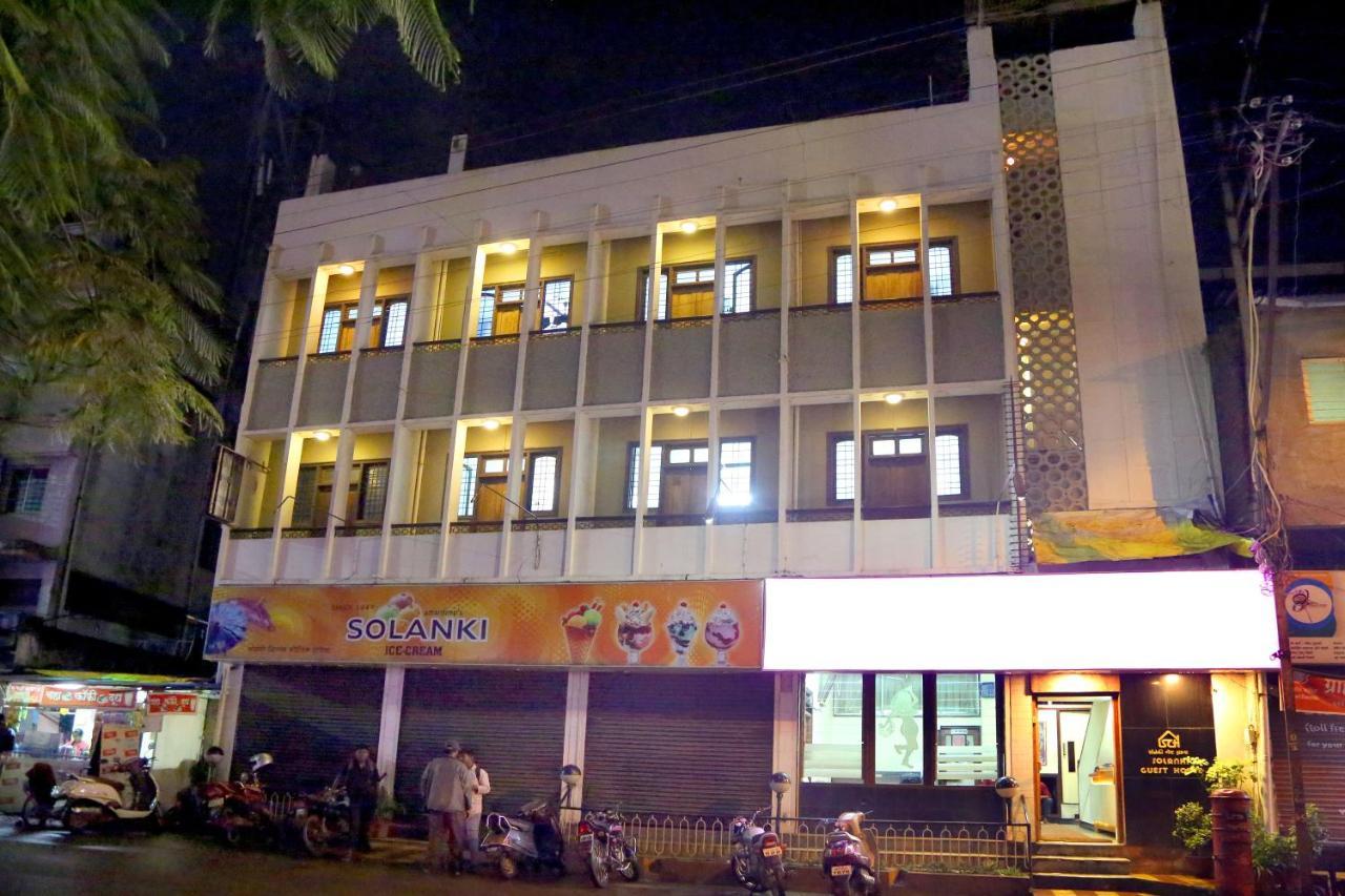 Solanki Guest House Kolhapur Buitenkant foto